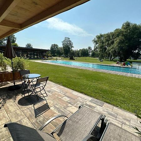 צ'סקה בודיוביצה Villa Resort & Organic Spa - Letni Sezona V Prodeji מראה חיצוני תמונה
